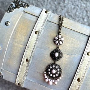 ⬇️ Altar’d State Necklace NWOT